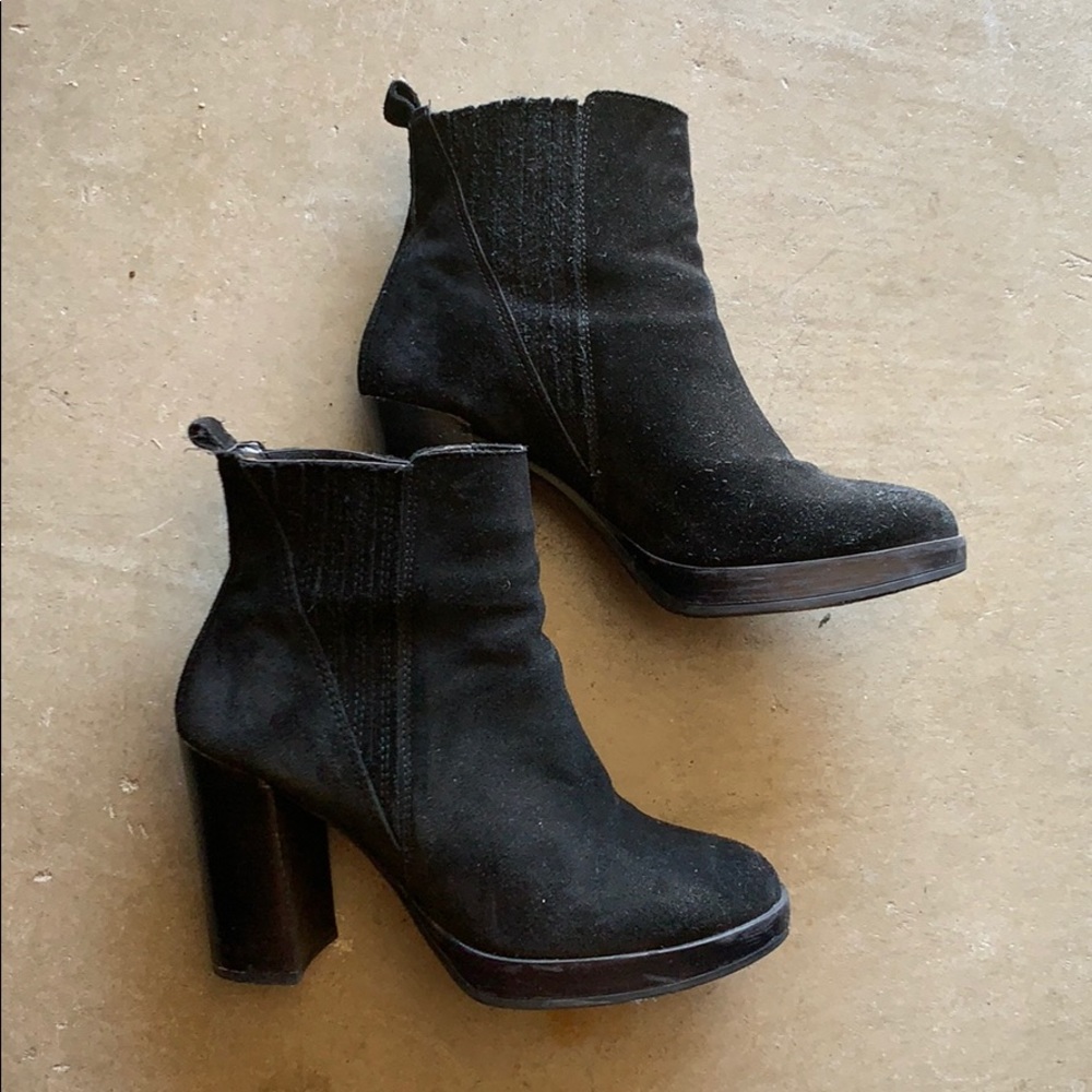 Aldo black booties